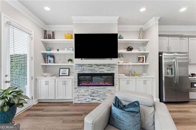 3374 Sarah Trail 7, Decatur, GA 30032