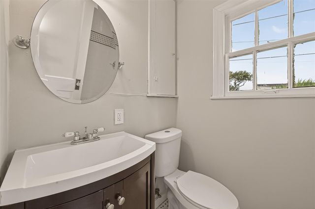 5416 Palmer Street, Houston, TX 77004