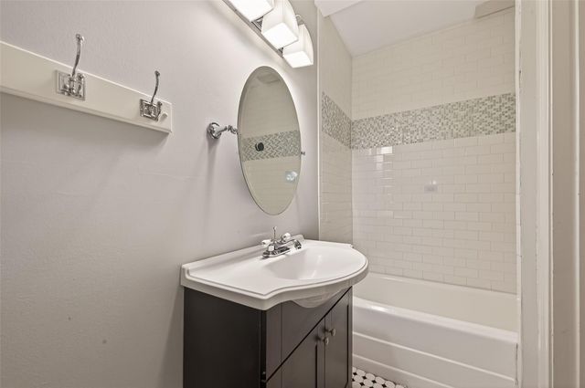 5416 Palmer Street, Houston, TX 77004