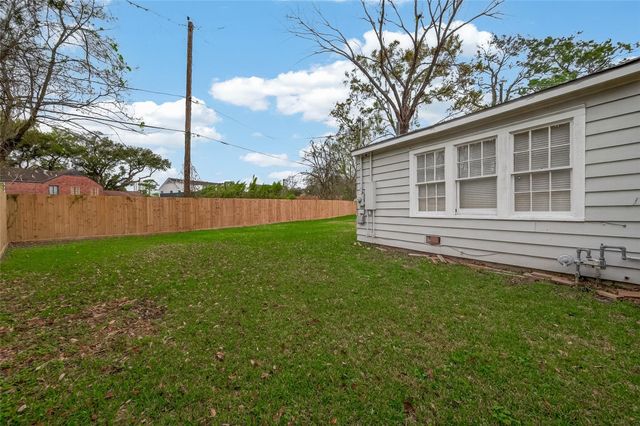 5416 Palmer Street, Houston, TX 77004