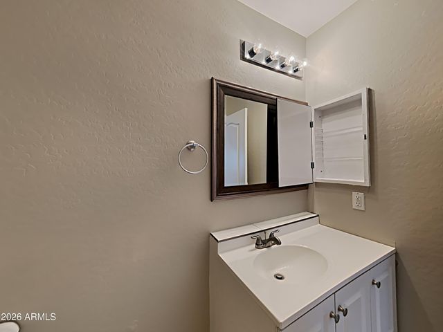 11218 W MARIPOSA Drive, Phoenix, AZ 85037