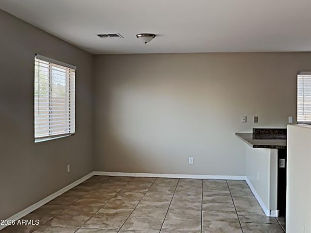 11218 W MARIPOSA Drive, Phoenix, AZ 85037