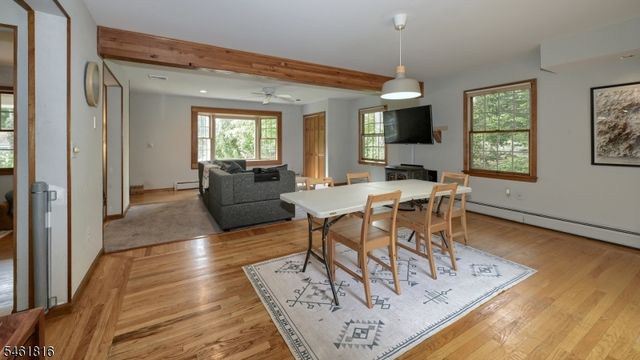 18 Maple Rd, Ringwood Boro, NJ 07456