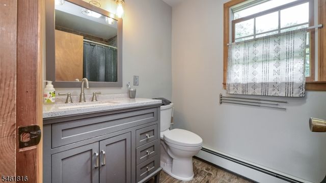 18 Maple Rd, Ringwood Boro, NJ 07456