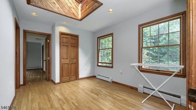 18 Maple Rd, Ringwood Boro, NJ 07456