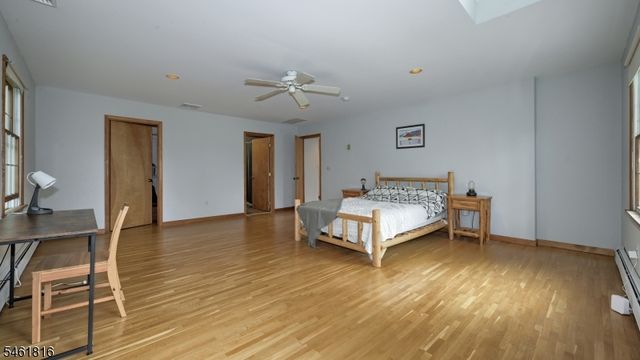 18 Maple Rd, Ringwood Boro, NJ 07456