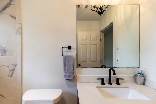 1707 Deerfield DR, Austin, TX 78741