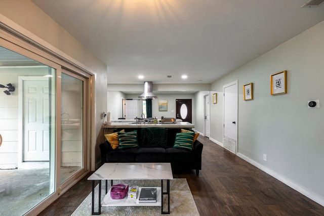 1707 Deerfield DR, Austin, TX 78741