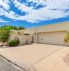 6945 E GLENROSA Avenue, Scottsdale, AZ 85251