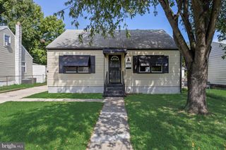 3006 CARTER AVE, Chester, PA 19013