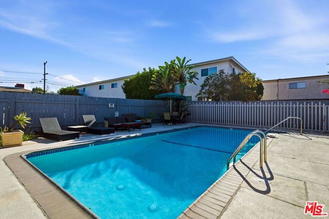 2636 Kansas Avenue 6, Santa Monica, CA 90404