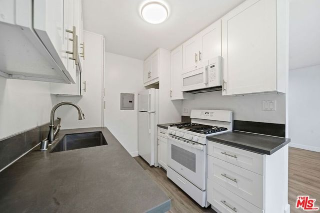 2636 Kansas Avenue 6, Santa Monica, CA 90404