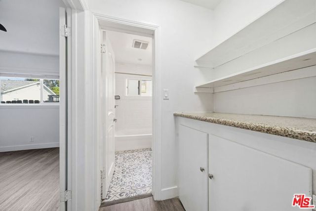 2636 Kansas Avenue 6, Santa Monica, CA 90404