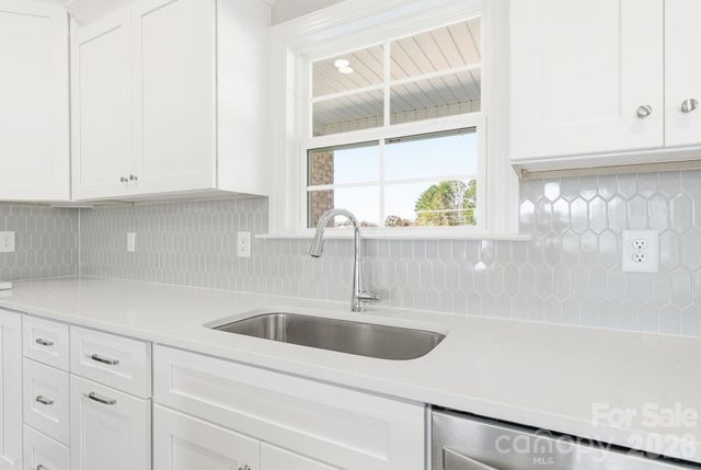 178 Sandpiper Drive 13, Lexington, NC 27295