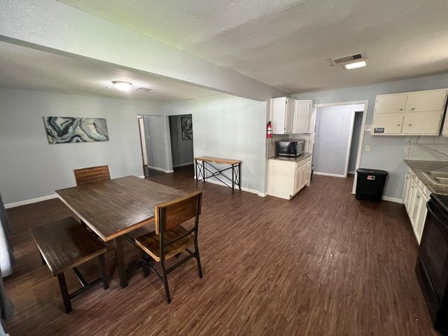 1005 Bank Drive, Houston, TX 77547