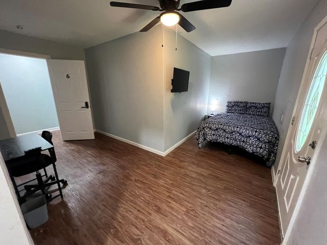 1005 Bank Drive, Houston, TX 77547