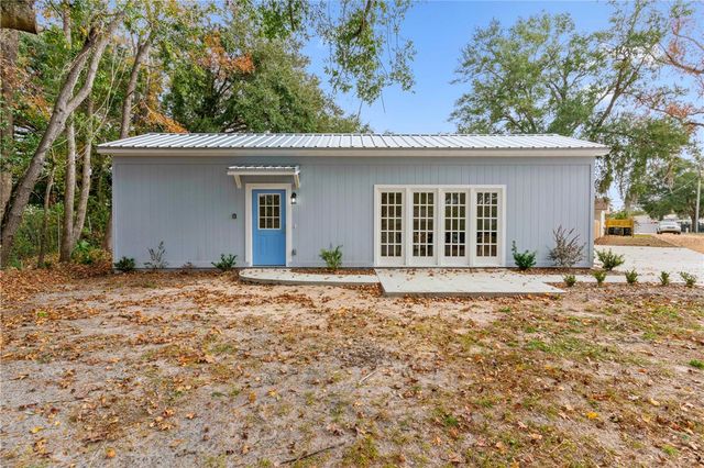 1013 Elbert Street, Darien, GA 31305