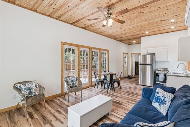 1013 Elbert Street, Darien, GA 31305