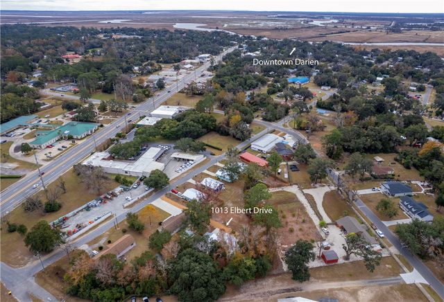 1013 Elbert Street, Darien, GA 31305