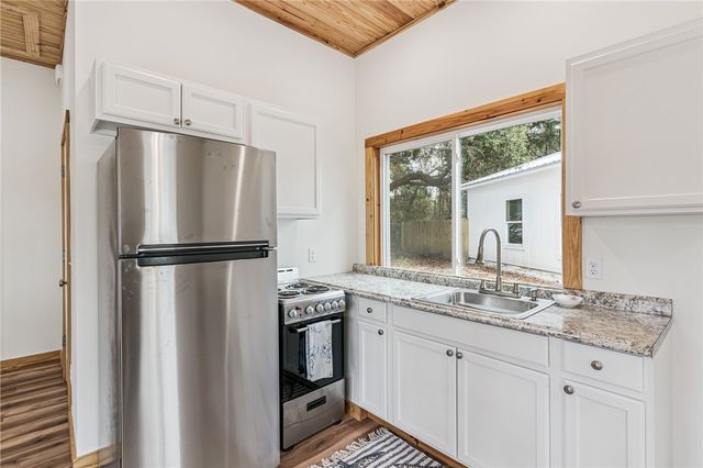 1013 Elbert Street, Darien, GA 31305