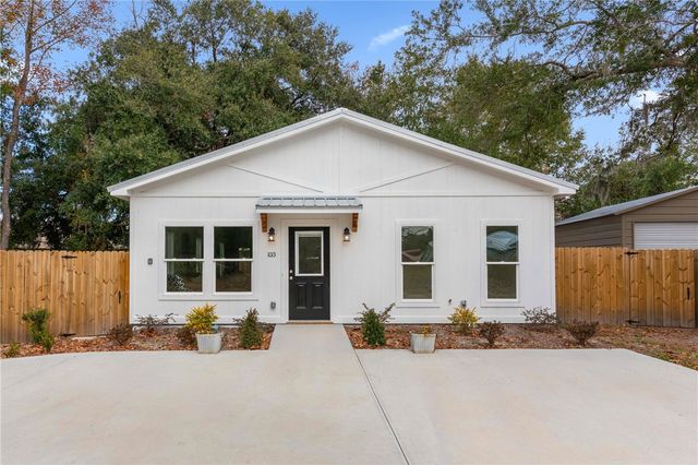 1013 Elbert Street, Darien, GA 31305