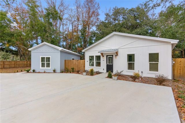 1013 Elbert Street, Darien, GA 31305