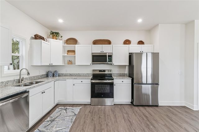 1013 Elbert Street, Darien, GA 31305