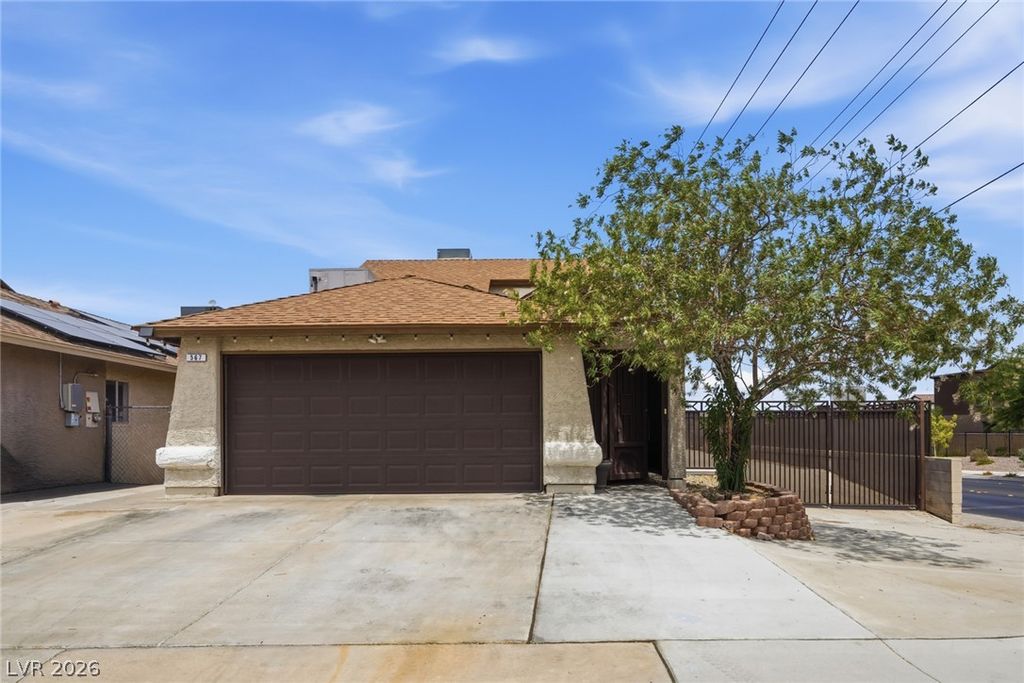 567 Dutchman Avenue, Henderson, NV 89011 — exterior