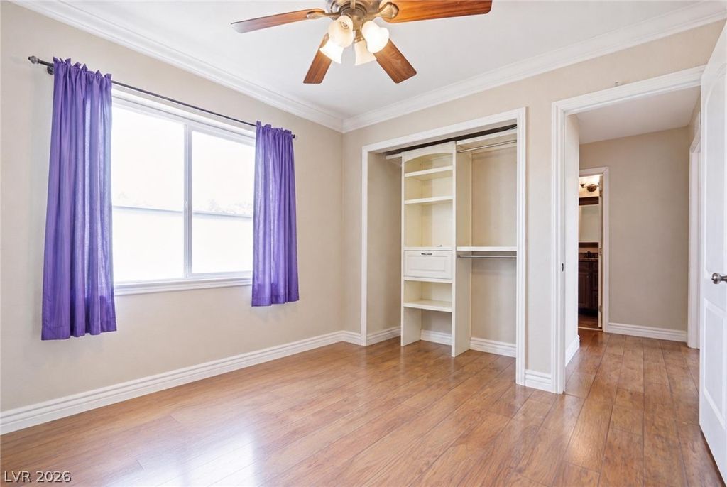 567 Dutchman Avenue, Henderson, NV 89011 — photo 5