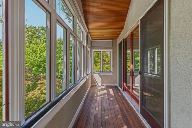 3190 N WOODROW ST, Arlington, VA 22207