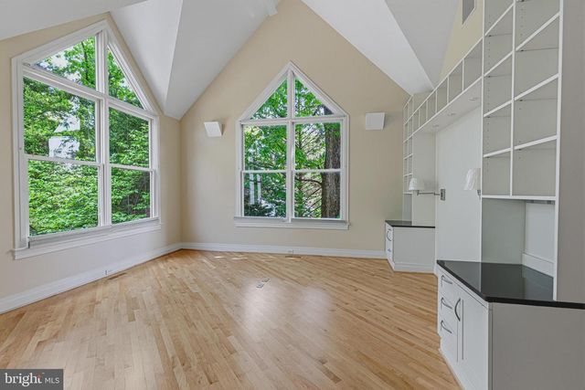 3190 N WOODROW ST, Arlington, VA 22207