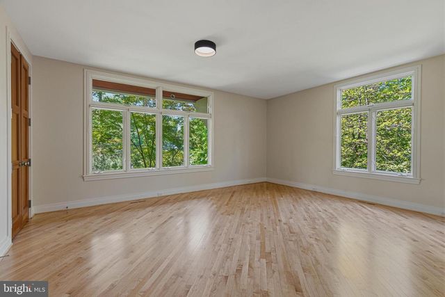 3190 N WOODROW ST, Arlington, VA 22207
