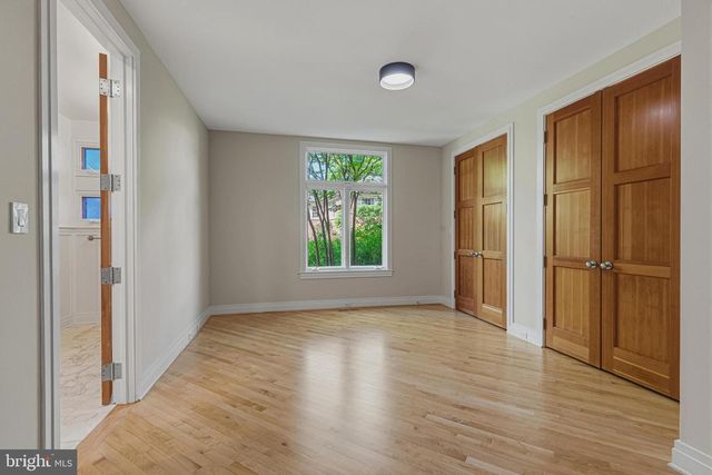3190 N WOODROW ST, Arlington, VA 22207