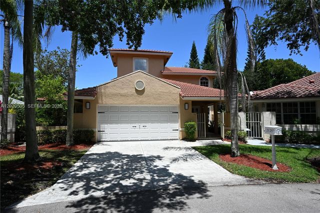 2125 Harbor Way, Weston, FL 33326