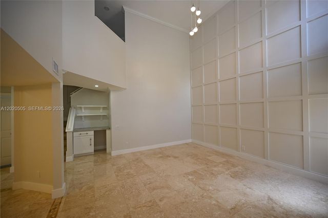 2125 Harbor Way, Weston, FL 33326