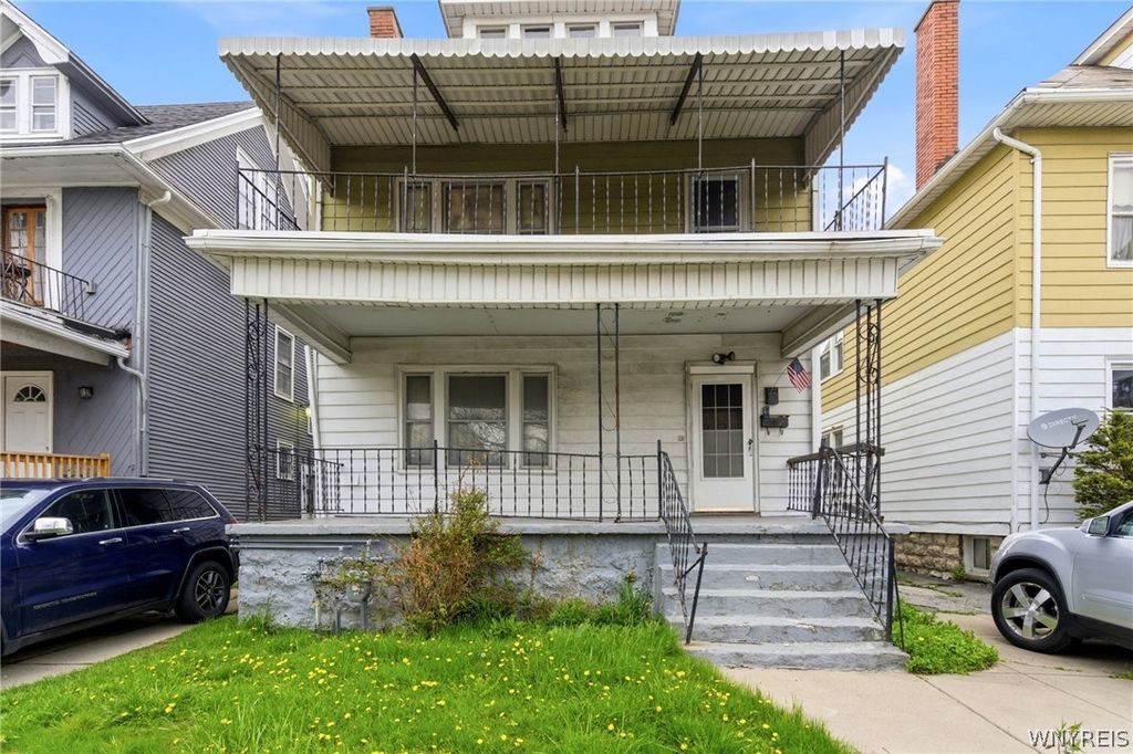 208 Loring Avenue, Buffalo, NY 14214
