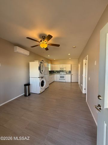 140 N Westview Drive, Vail, AZ 85641