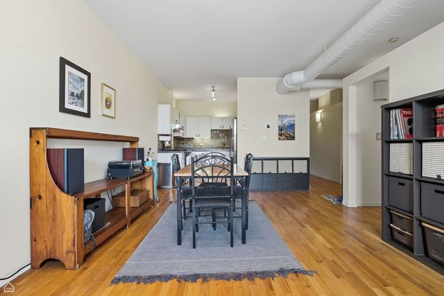 525 N Ada Street 43, Chicago, IL 60642