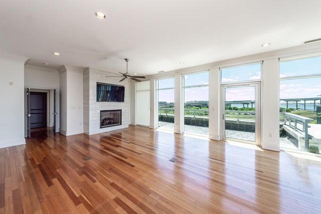 269 Cooper River Drive, Mount Pleasant, SC 29464