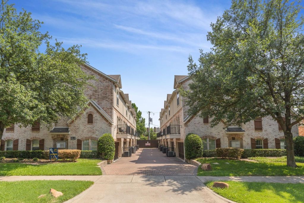 3439 Mcfarlin Boulevard 2, University Park, TX 75205