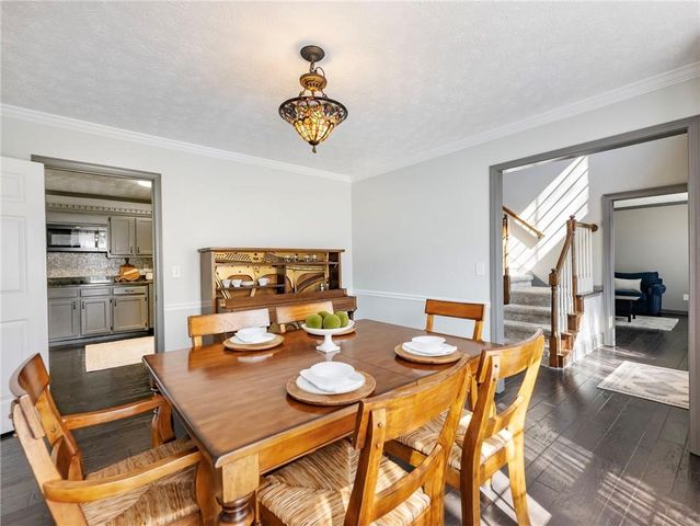 1090 Steeple Run, Lawrenceville, GA 30043