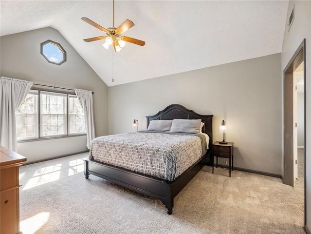 1090 Steeple Run, Lawrenceville, GA 30043