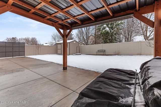 1042 E Allenby Ave, Post Falls, ID 83854