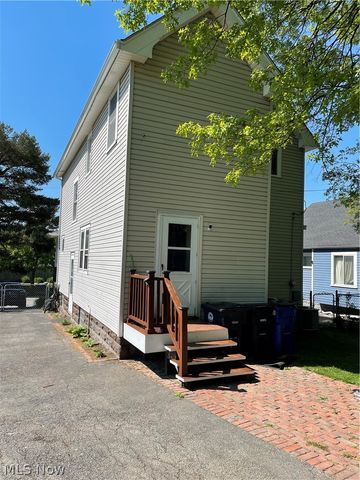 3810 Biddulph Avenue, Cleveland, OH 44109