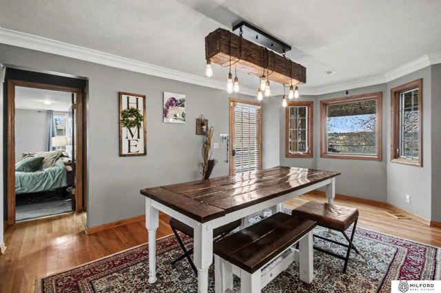 726 S 68th Street, Omaha, NE 68106