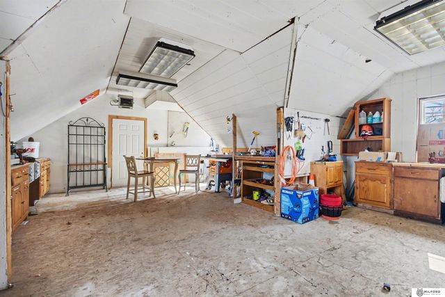 726 S 68th Street, Omaha, NE 68106