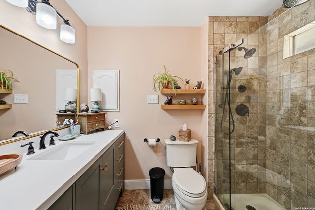 107 Summer Breeze, Castroville, TX 78009