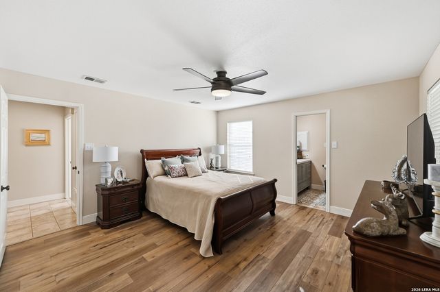 107 Summer Breeze, Castroville, TX 78009