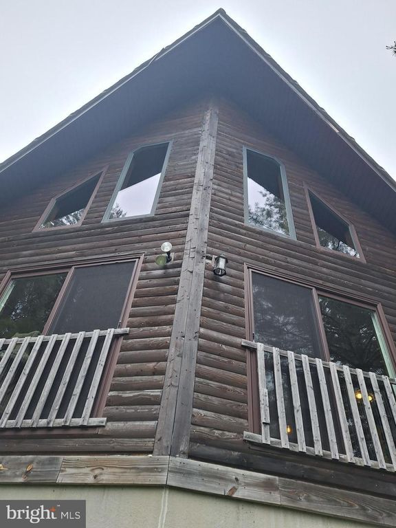 104 PINE TOP TRL, Oakland, MD 21550