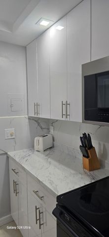 3210 HOLIDAY SPRINGS Boulevard 2-110, Margate, FL 33063